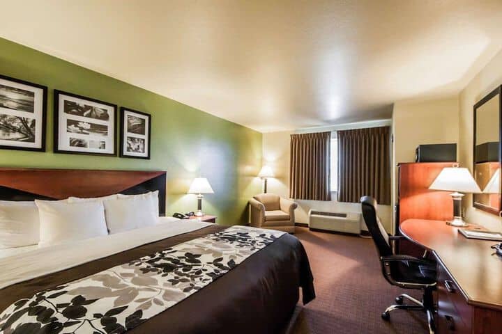 Room 12 of 44