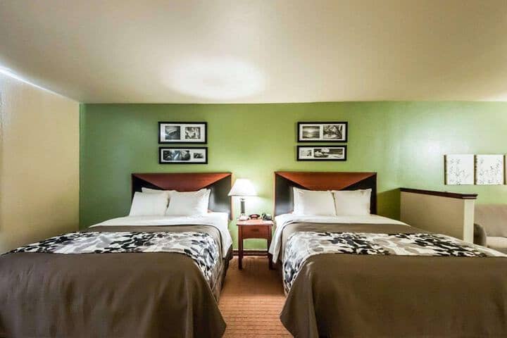 Room 20 of 44